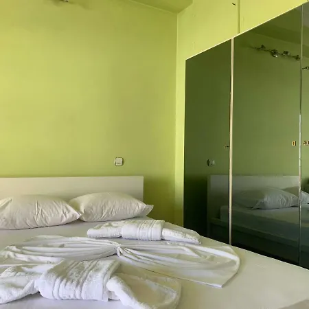 Urban Flat Next To Syntagma Square Appartamento *